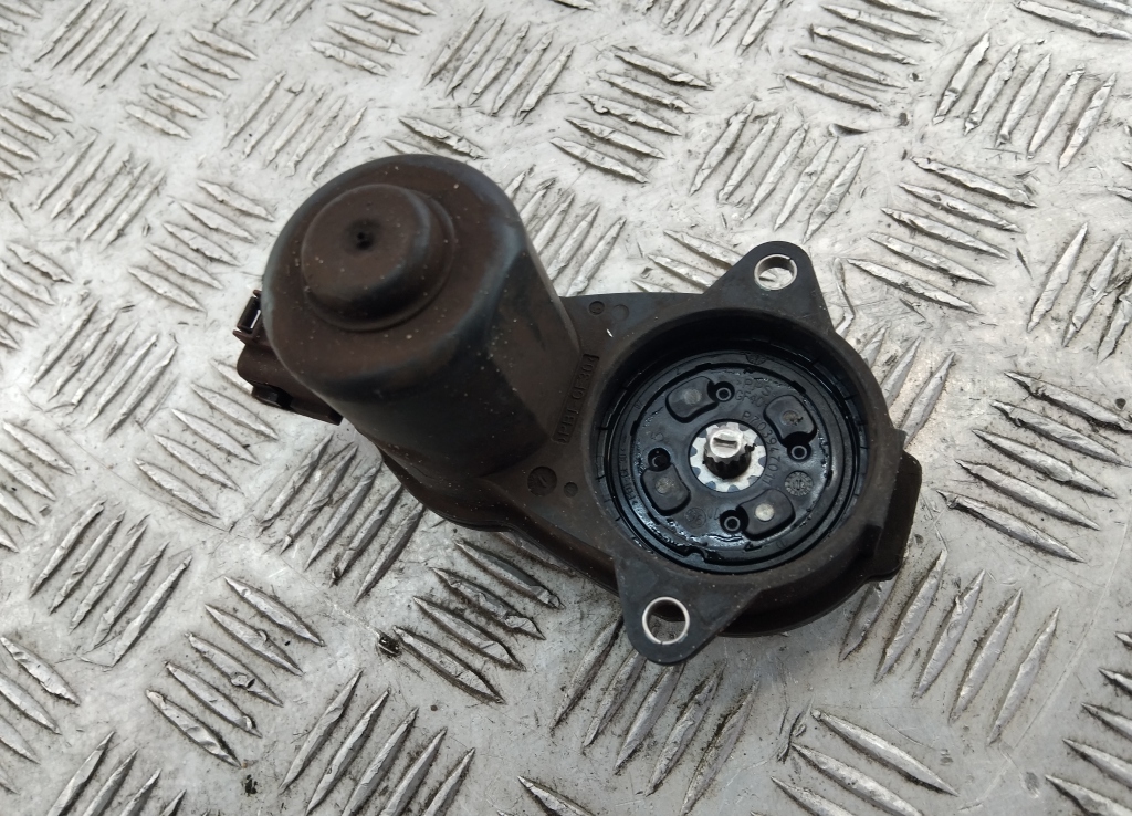 Моторчик стояночного тормоза