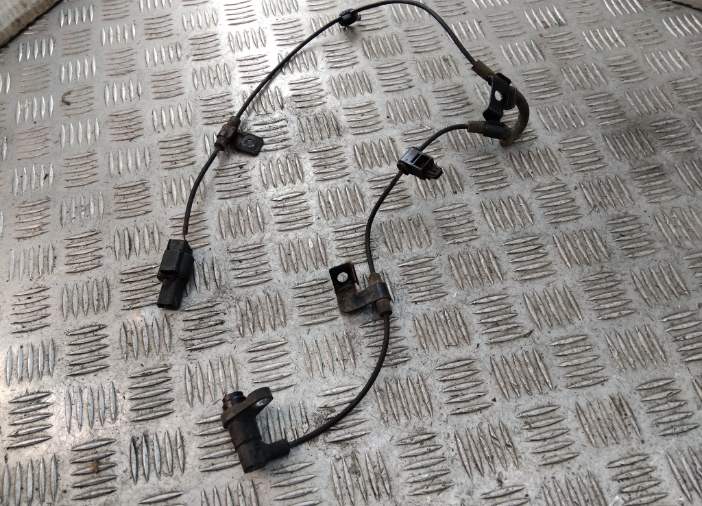 Датчик ABS задний левый