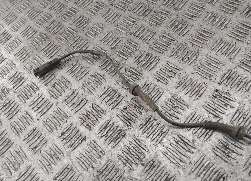 Датчик ABS задний левый