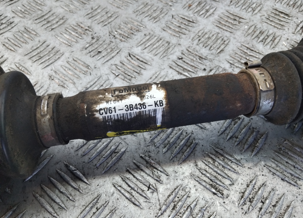 Полуось передняя правая