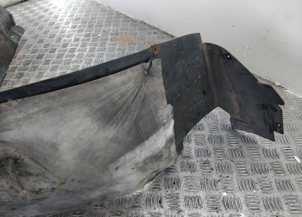 Локер передний левый