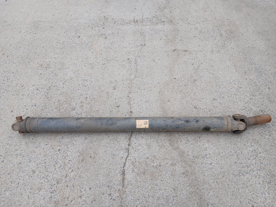 Вал карданный задний