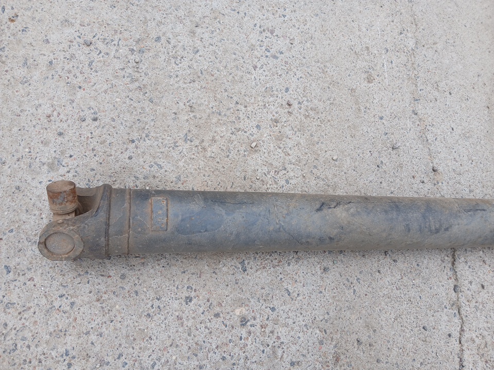 Вал карданный задний