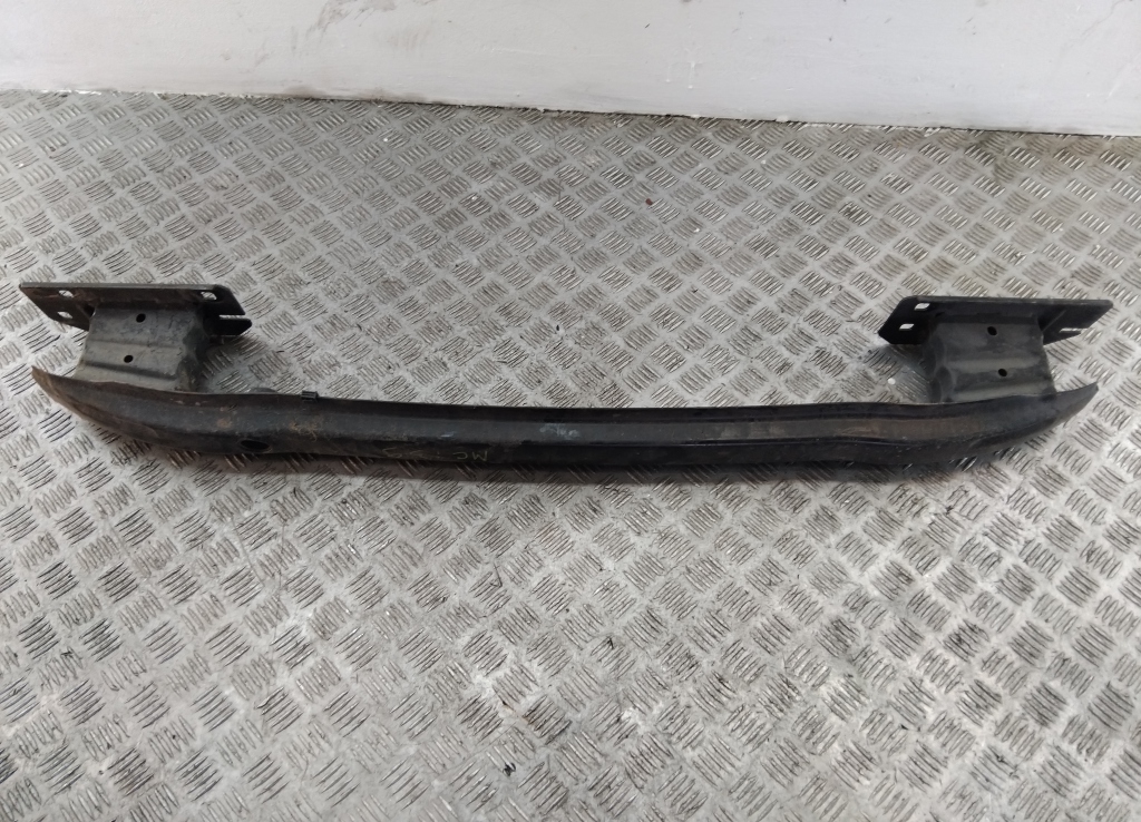 Усилитель заднего бампера