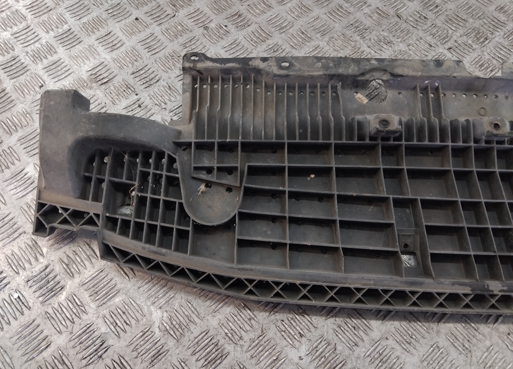 Защита антигравийная