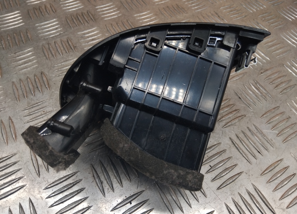 Дефлектор воздушный