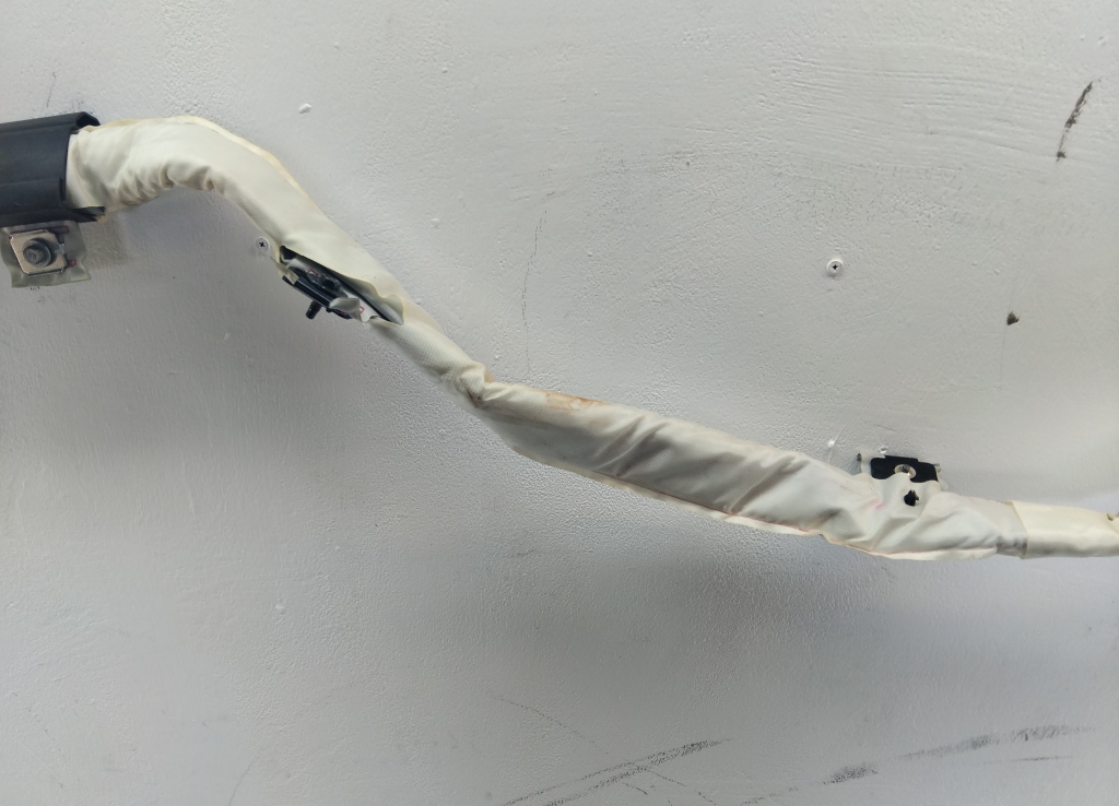 Подушка безопасности боковая (шторка)