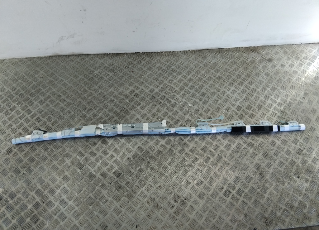 Подушка безопасности боковая (шторка)