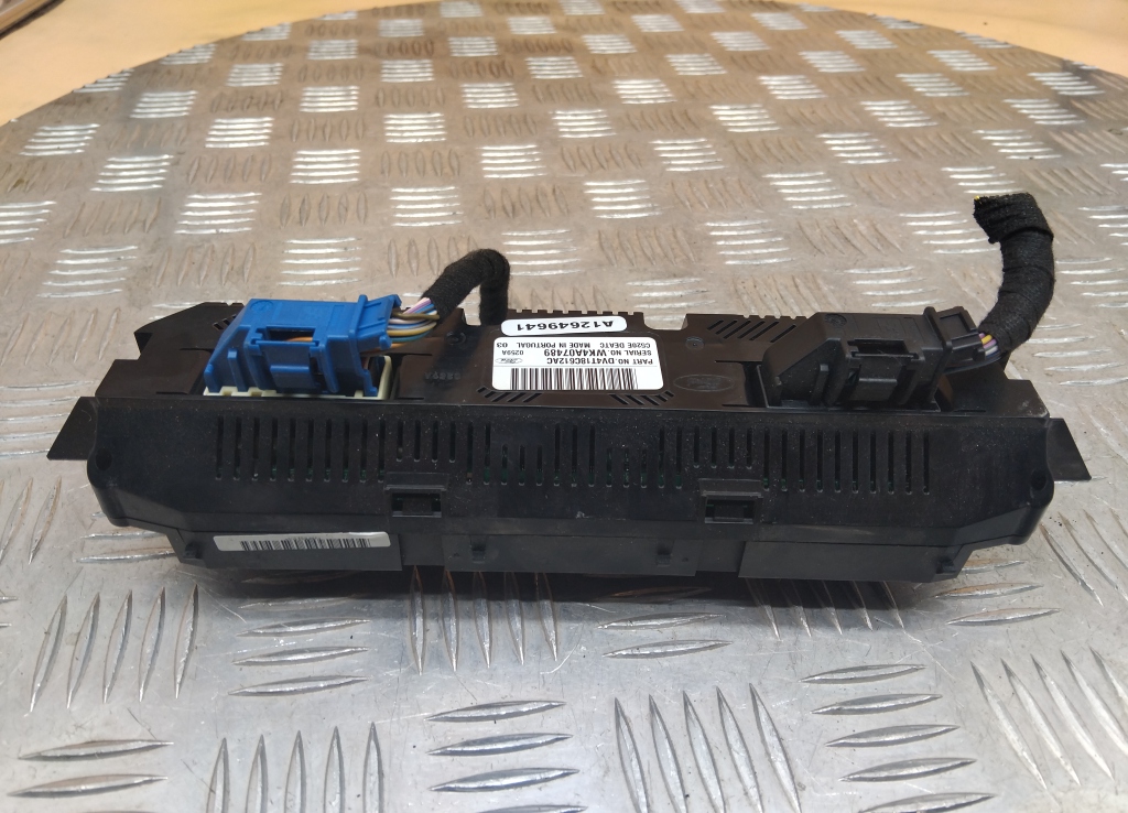 Блок управления климатической установкой