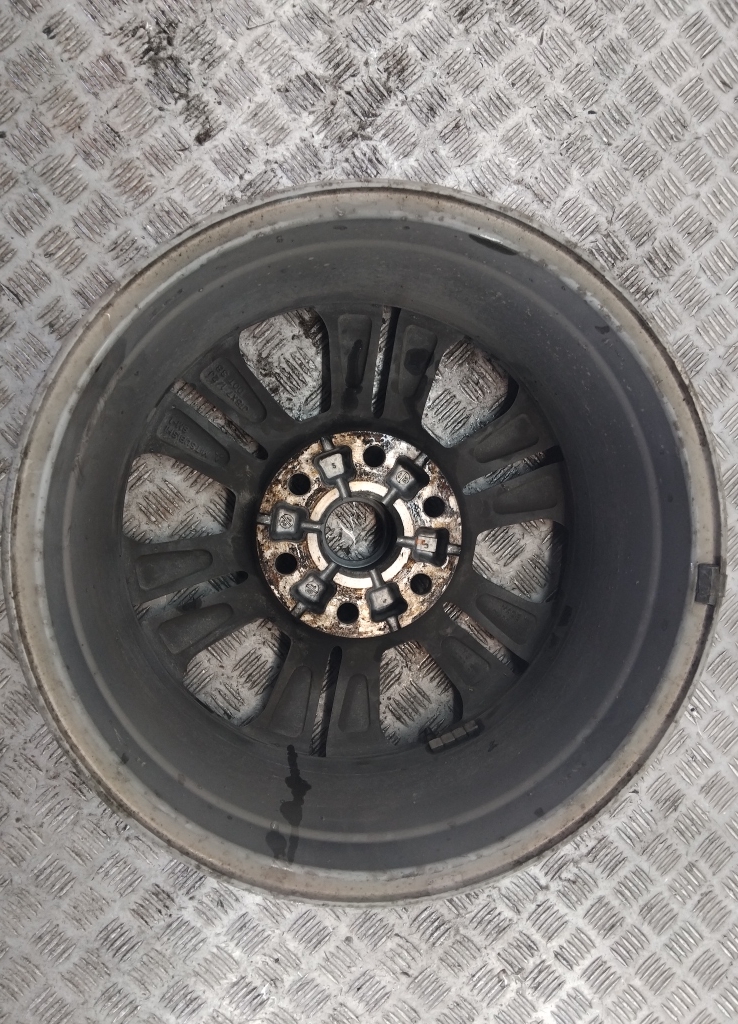 Диск колесный литой