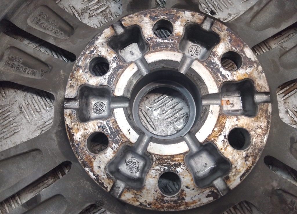 Диск колесный литой