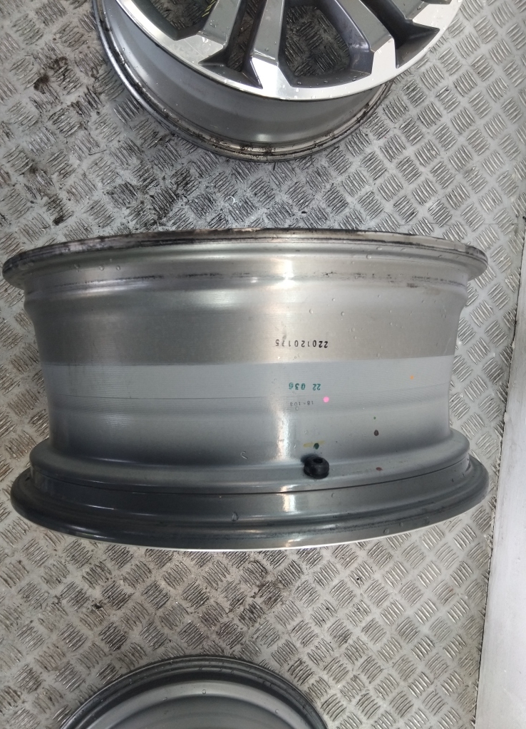 Диски колесные литые 4 шт