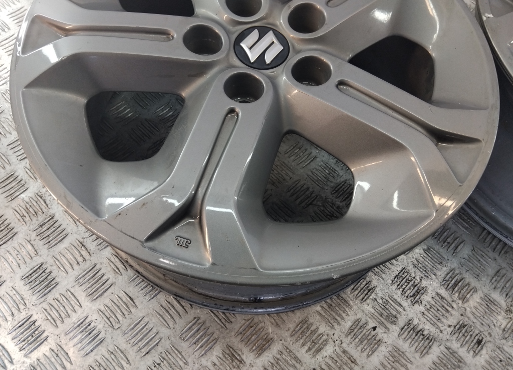 Диски колесные литые 4 шт