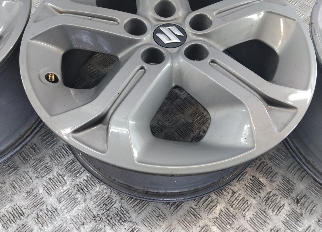 Диски колесные литые 4 шт