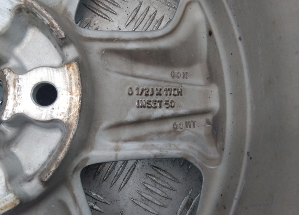 Диски колесные литые 4 шт