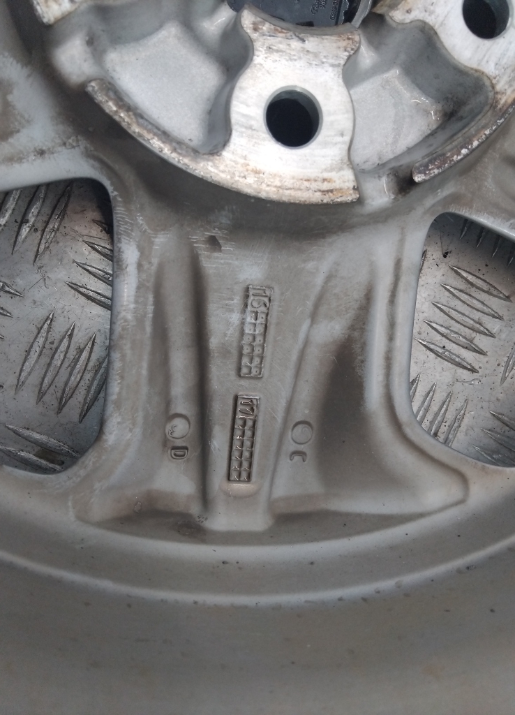 Диски колесные литые 4 шт