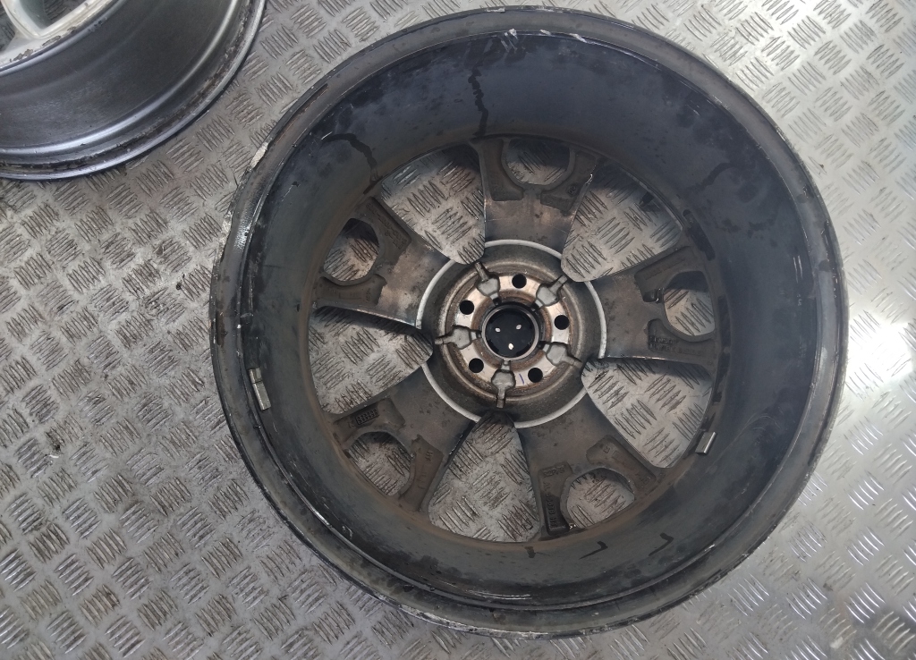 Диски колесные литые 4 шт