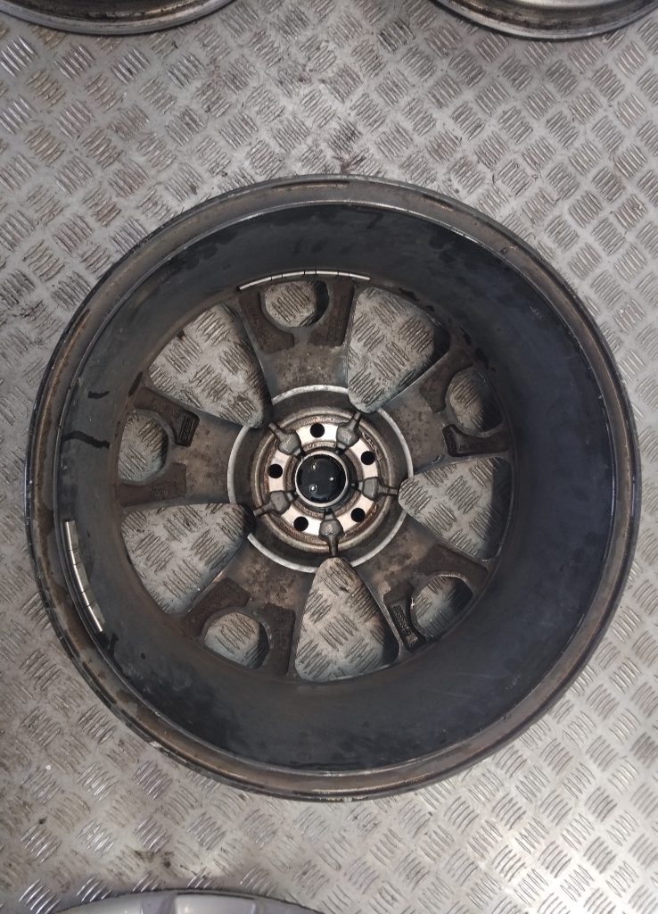 Диски колесные литые 4 шт