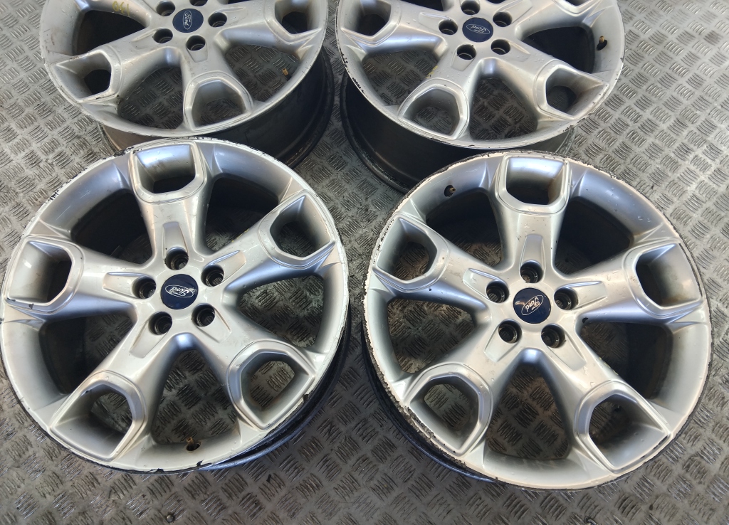 Диски колесные литые 4 шт