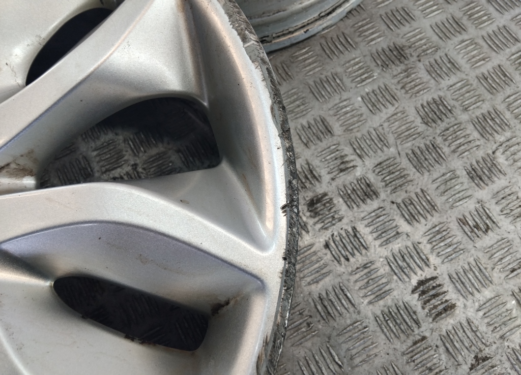 Диски колесные литые 4 шт