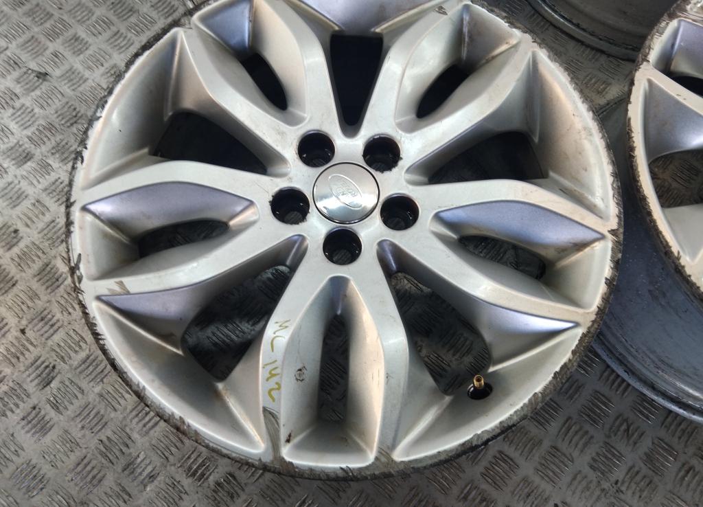 Диски колесные литые 4 шт