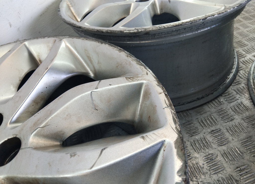 Диски колесные литые 4 шт