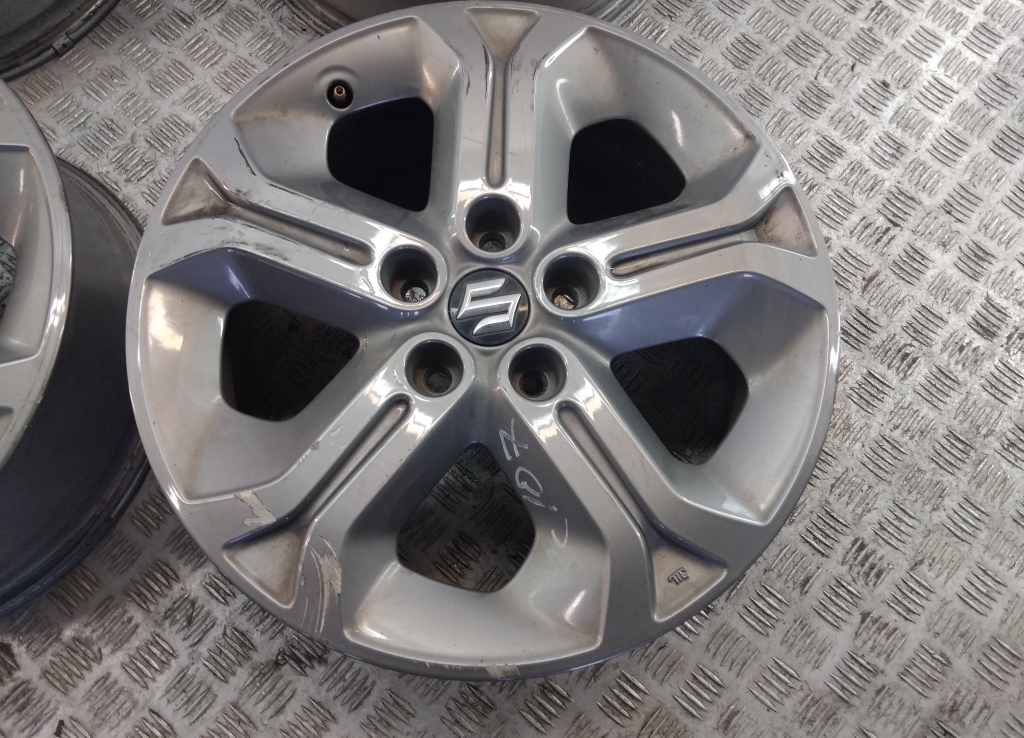 Диски колесные литые 4 шт