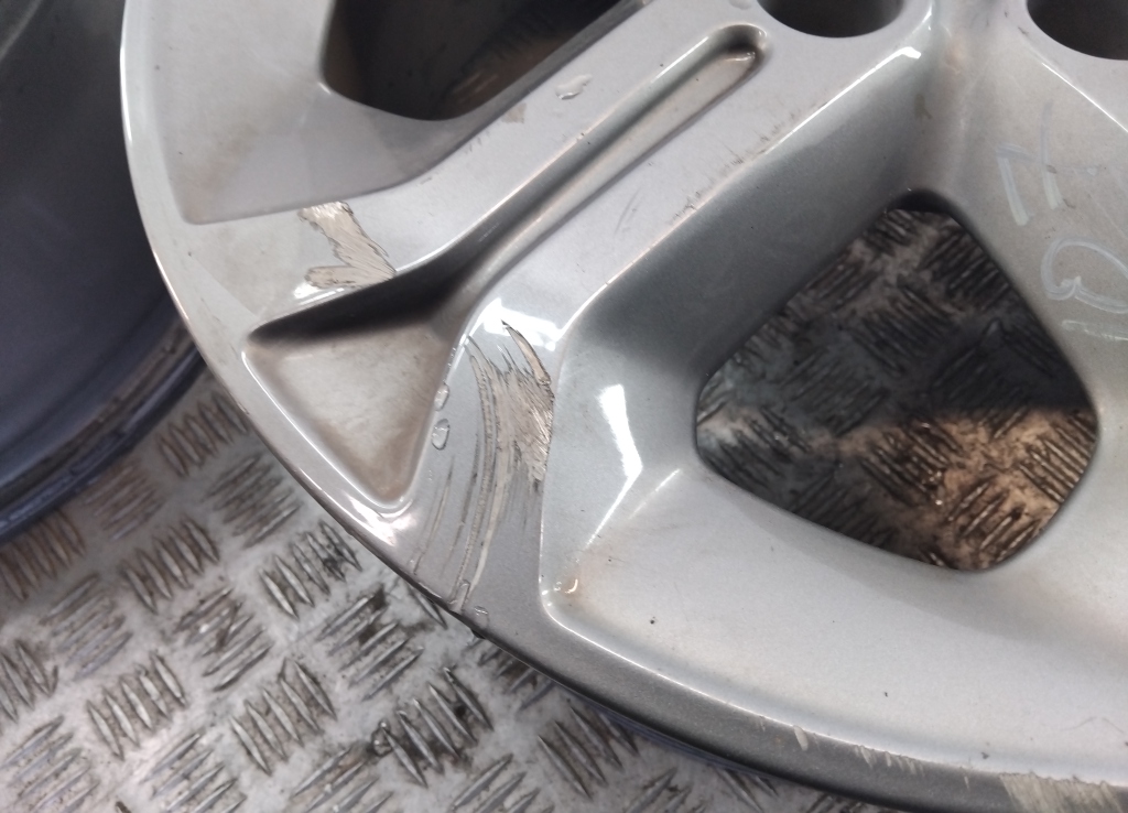 Диски колесные литые 4 шт