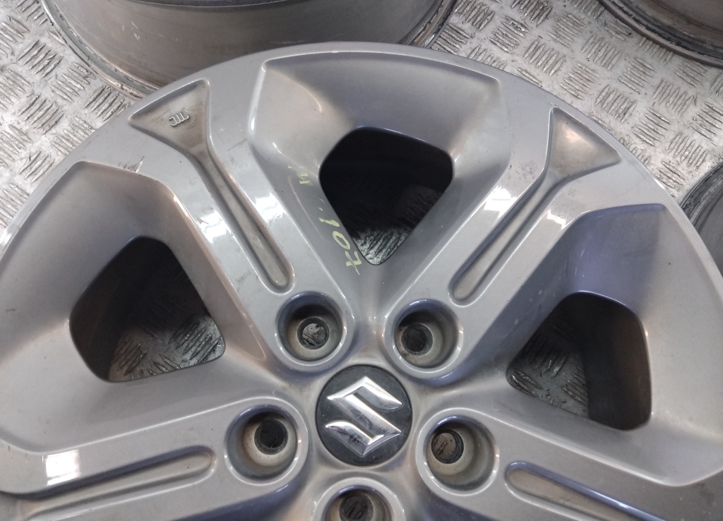 Диски колесные литые 4 шт