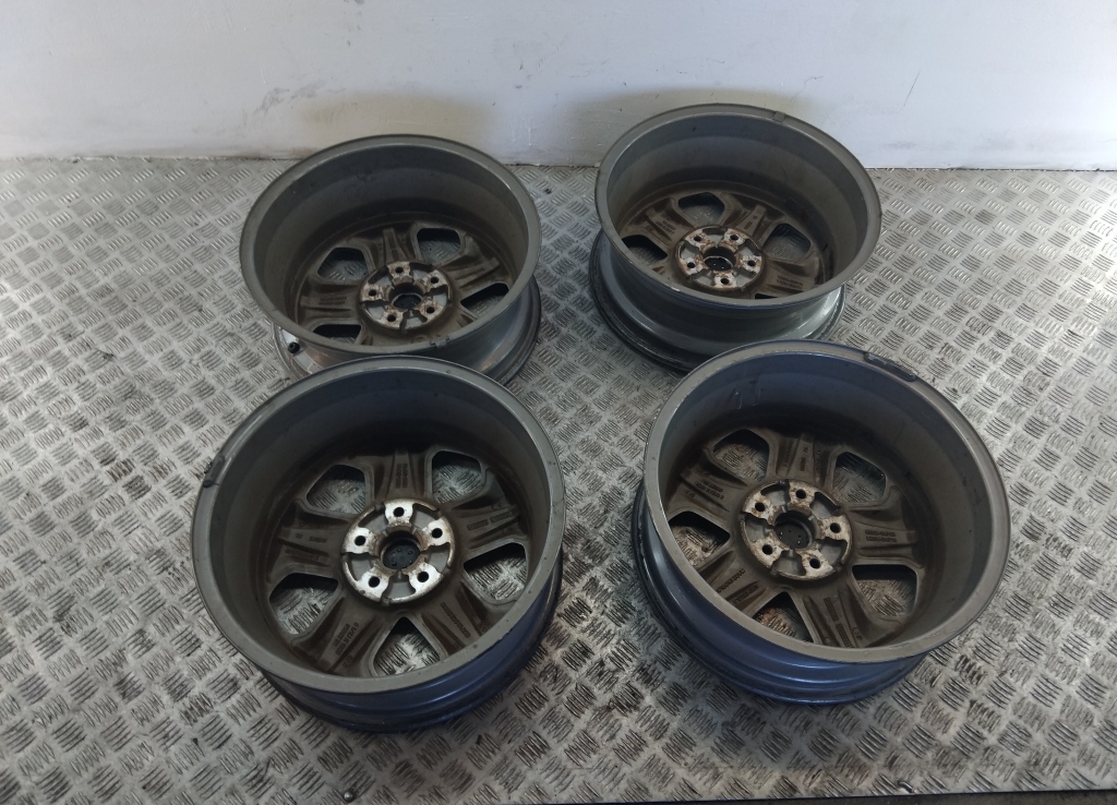 Диски колесные литые 4 шт
