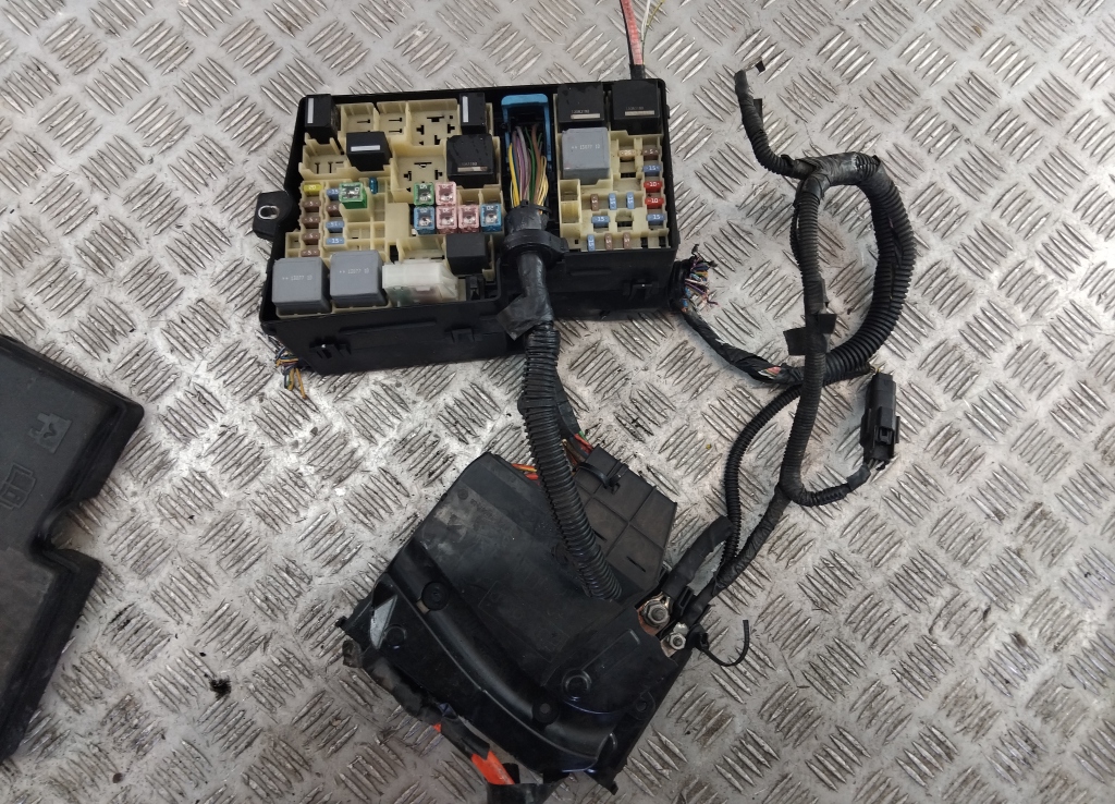 Блок предохранителей