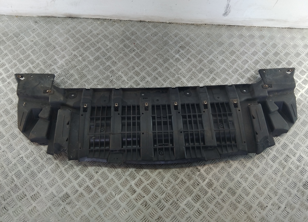 Защита антигравийная