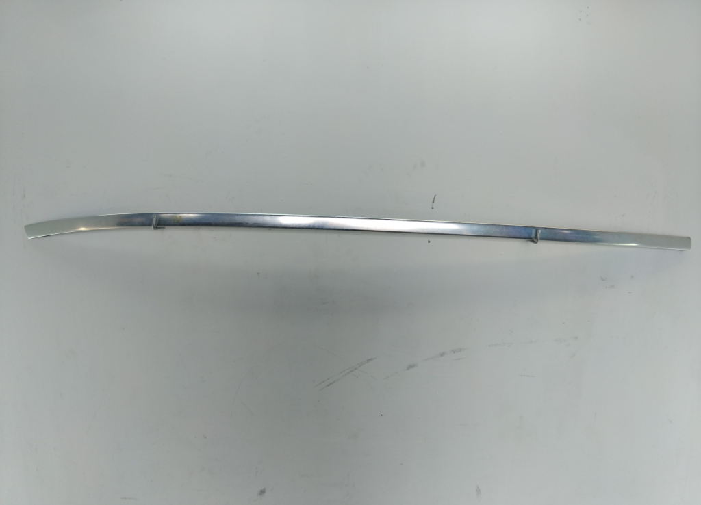 Рейлинг (релинг) левый (планка на крышу)