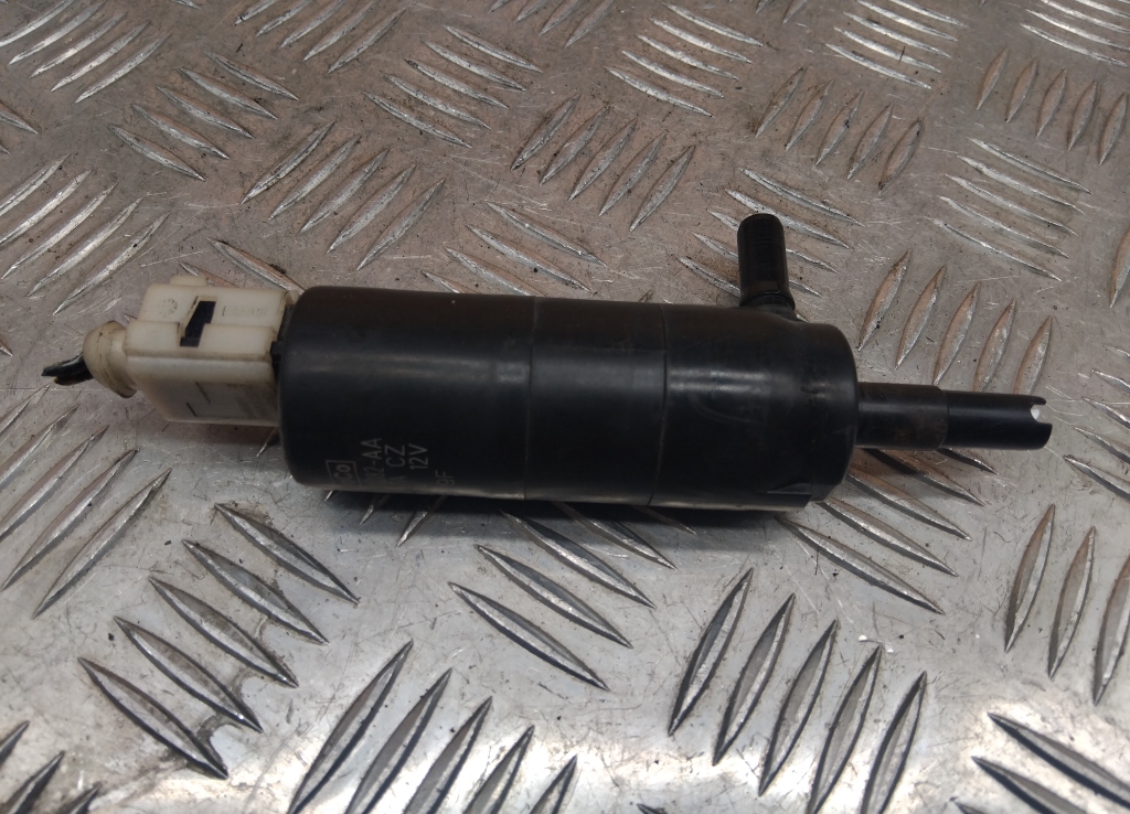 Насос омывателя фар