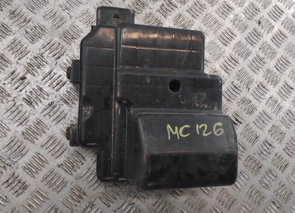 Резонатор воздушного фильтра