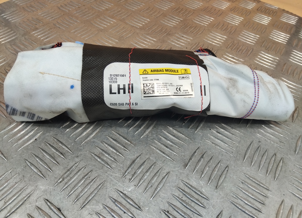 Подушка безопасности боковая (в сиденье)