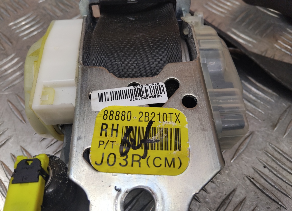 Ремень безопасности с пиропатроном