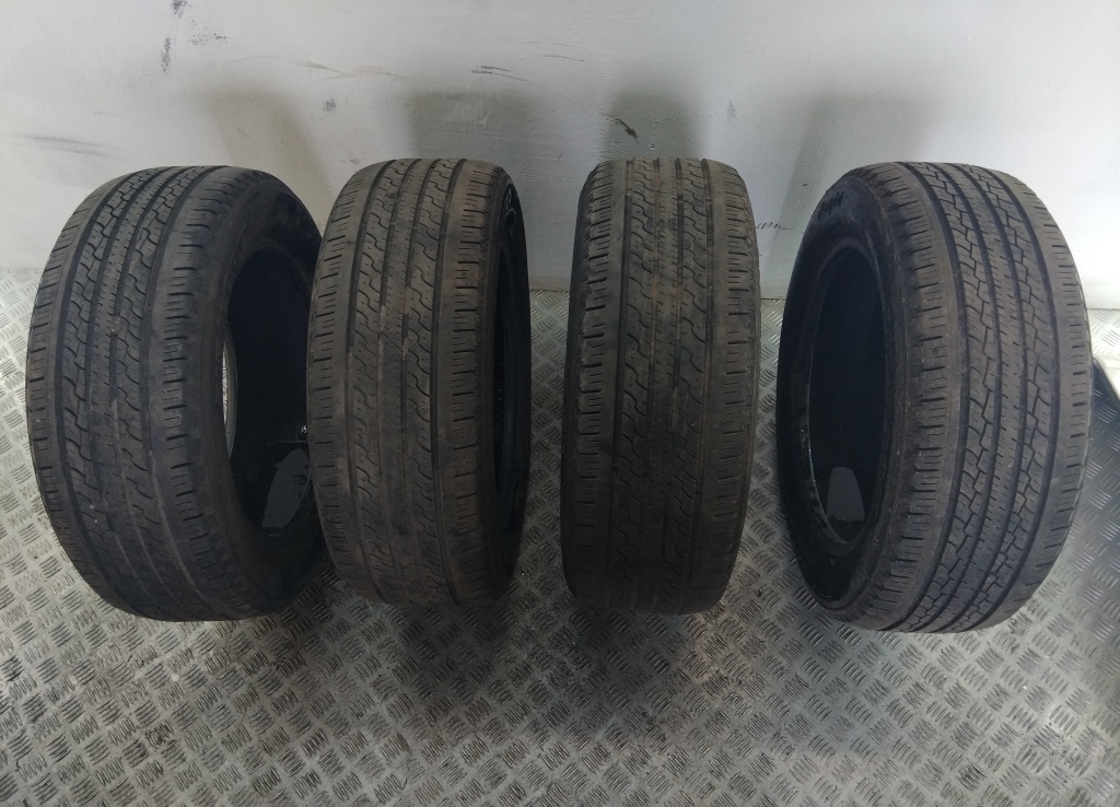 Шины комплект (4 шт.)