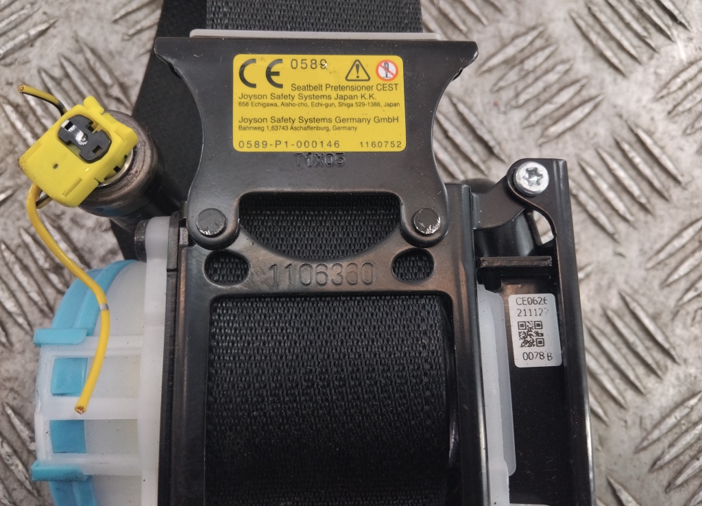 Ремень безопасности с пиропатроном