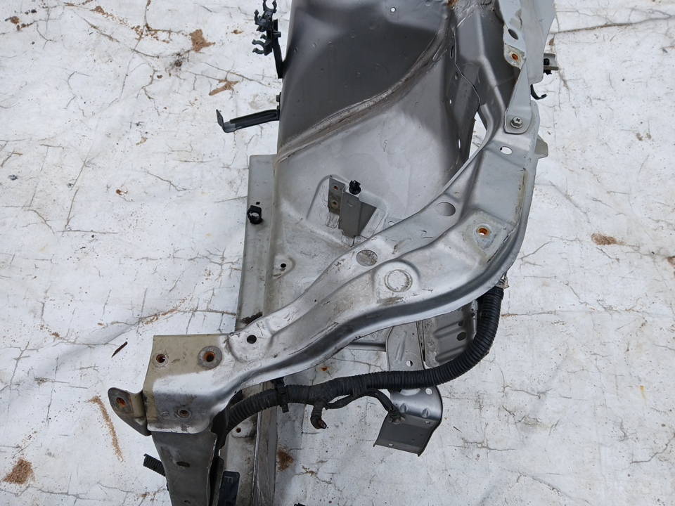 Балка подрадиаторная