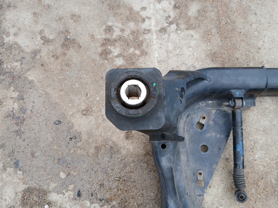 Балка подмоторная