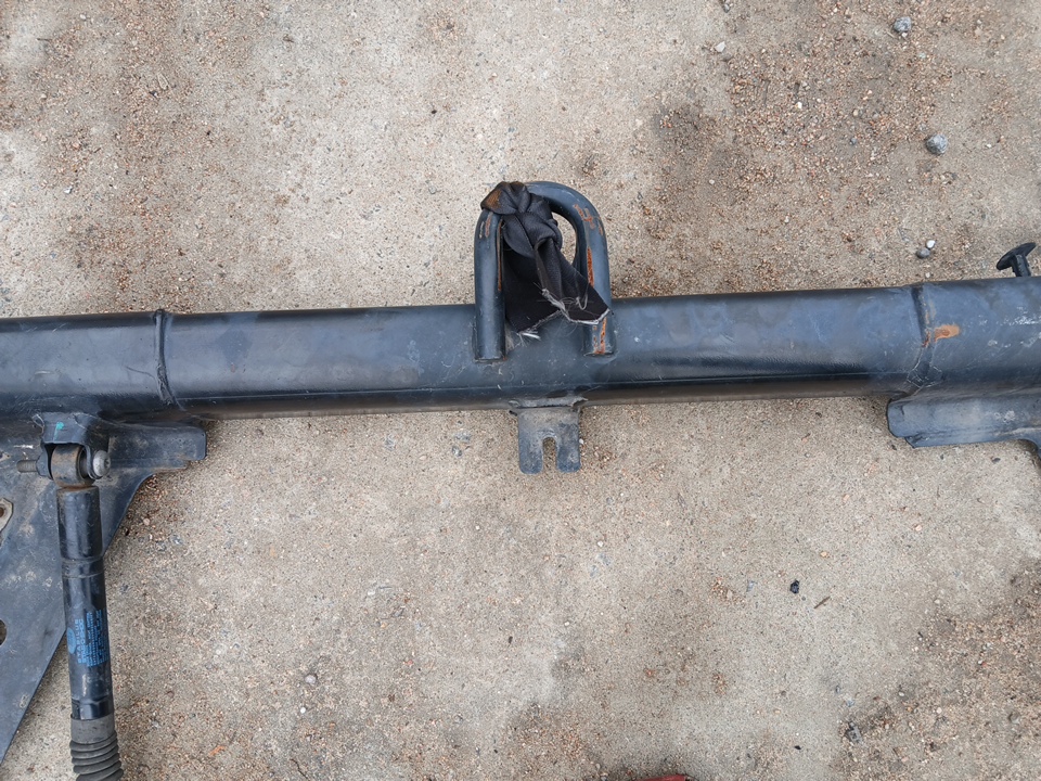 Балка подмоторная