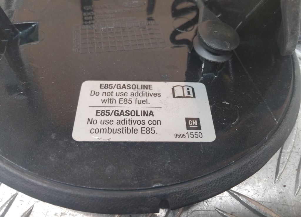 Лючок бензобака