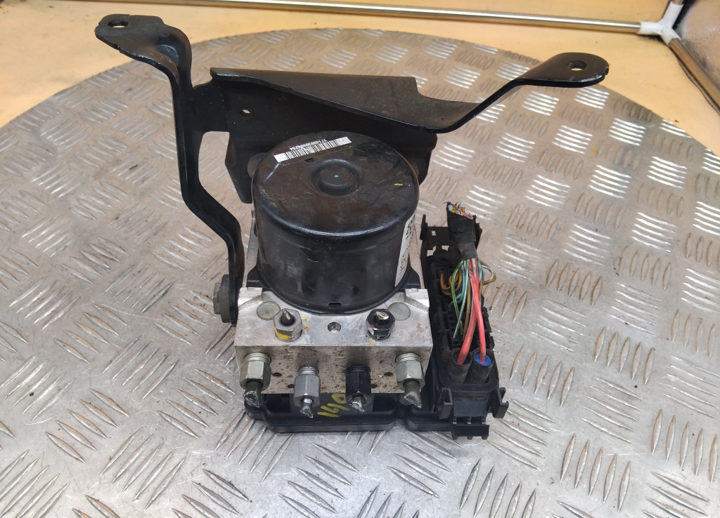 Блок ABS (насос)