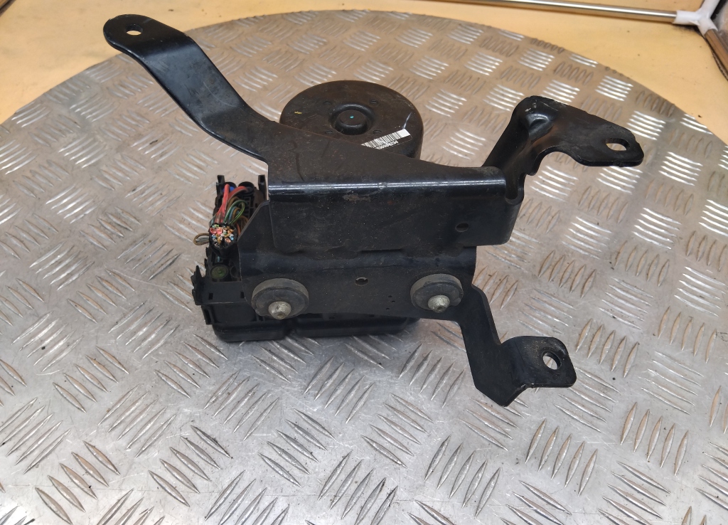 Блок ABS (насос)