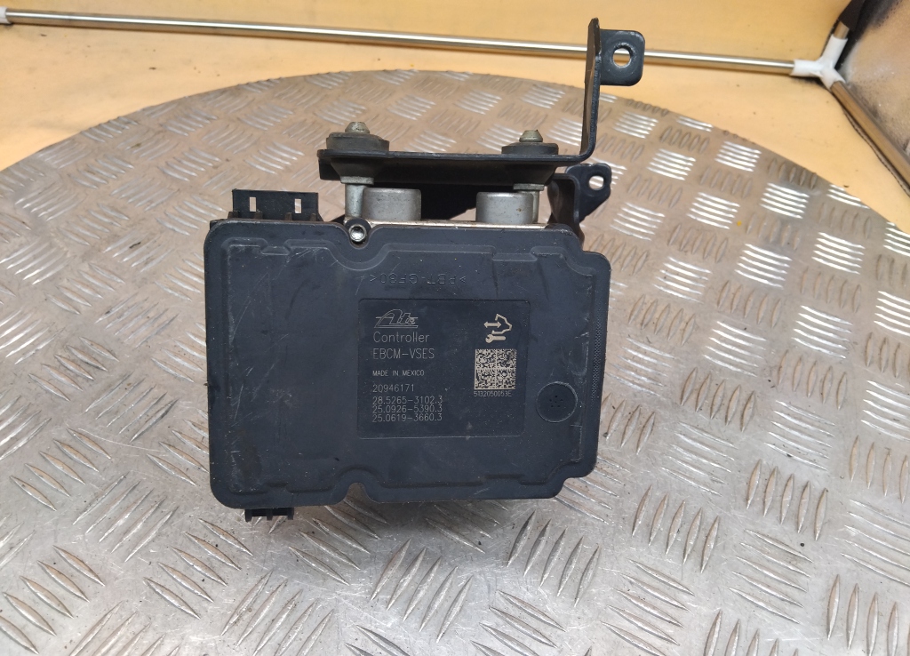 Блок ABS (насос)