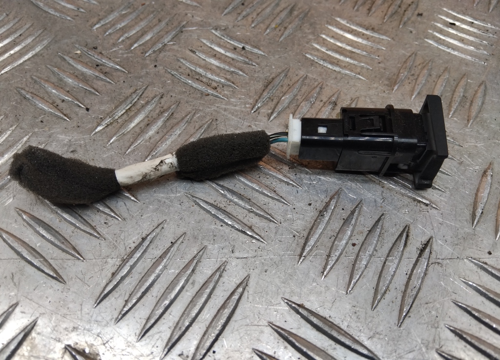 Кнопка блокировки дифференциала