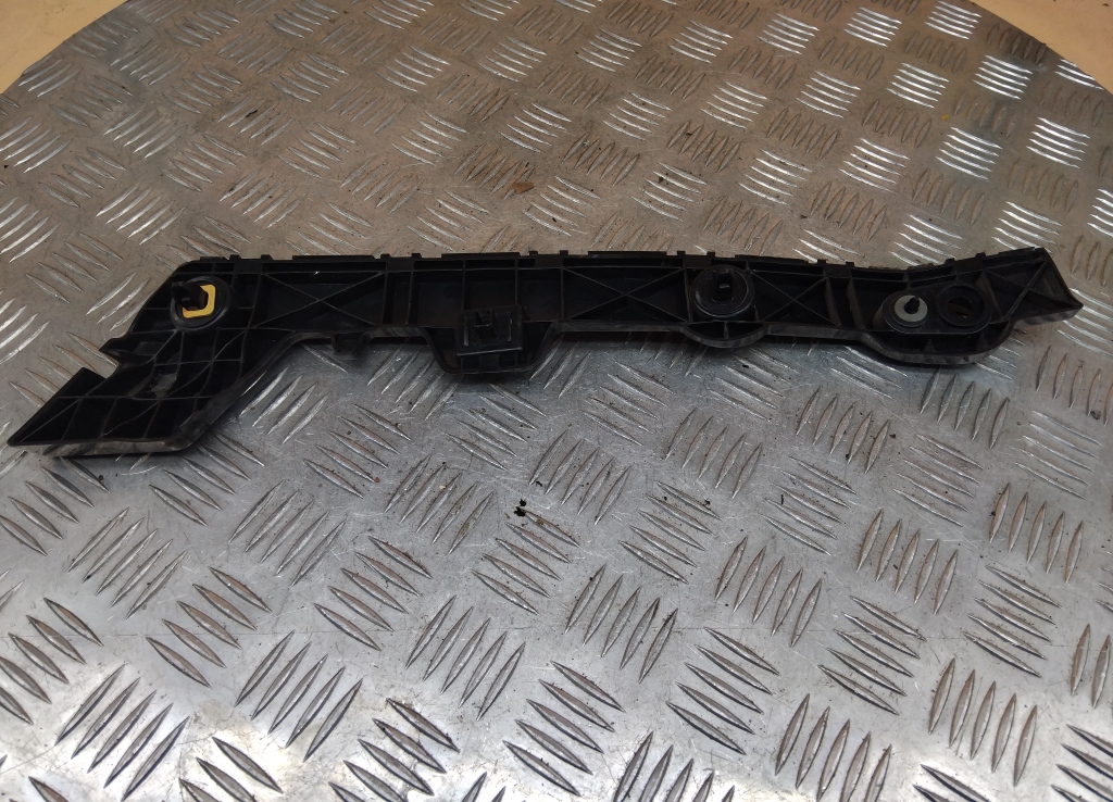 Кронштейн заднего бампера левый