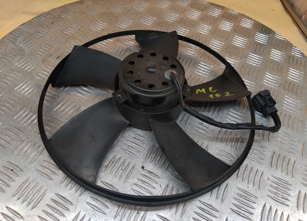 Вентилятор радиатора