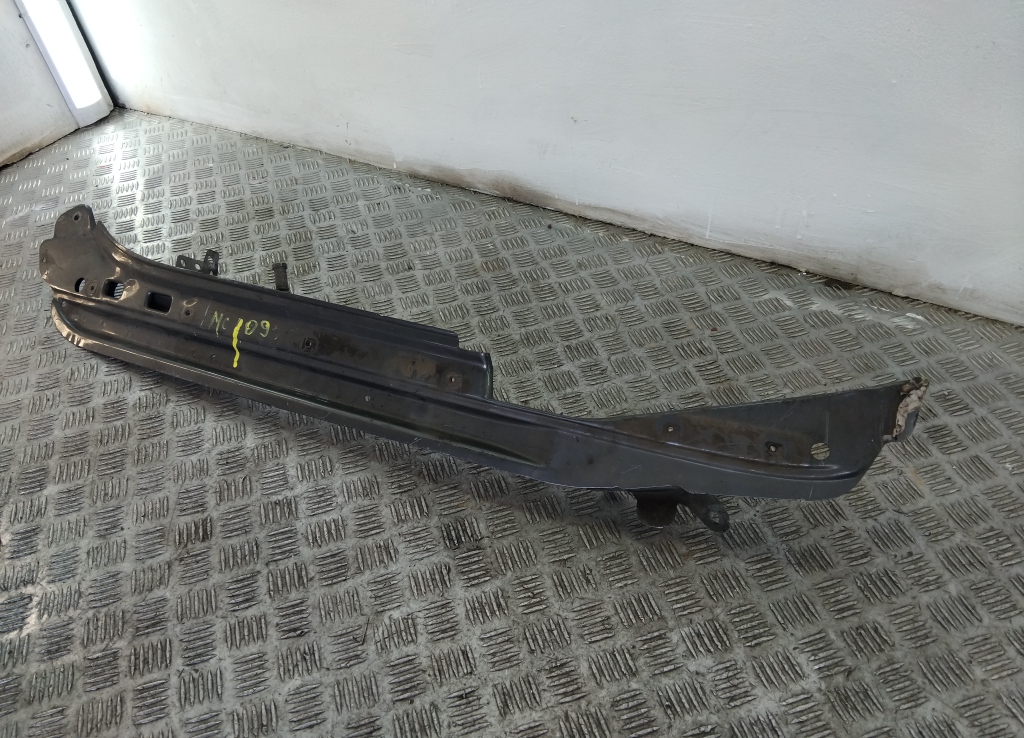 Кронштейн крепления крыла